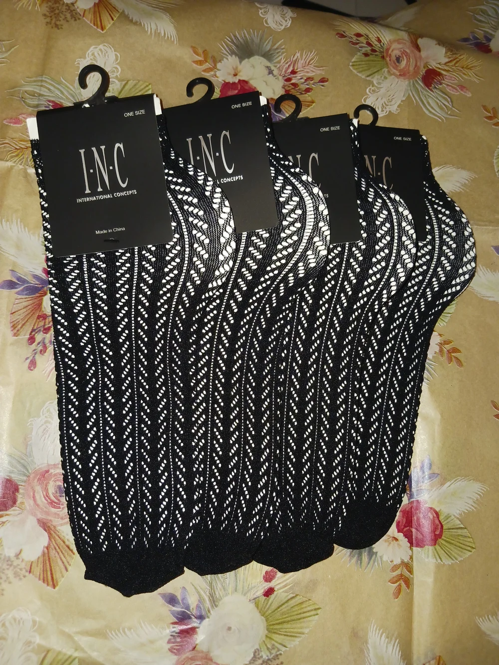 x4 Pairs INC International Concepts Women’s Black Lace Patterned Socks